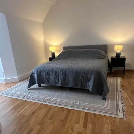 Apartment 1464, Old Center *