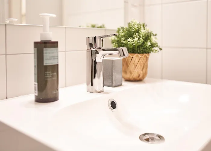 1464, Old Center アパート