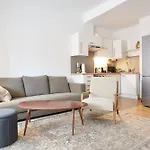 1464, Old Center Апартаменти