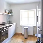 1464, Old Center Апартаменти *