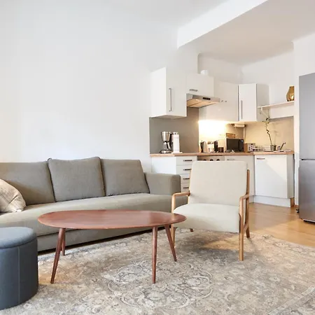 1464, Old Center アパート