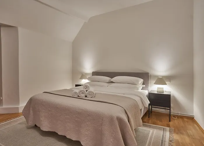 1464, Old Center * גראץ